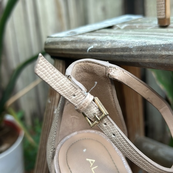 ALDO Tan Snakeskin Ankle Strap 4” stiletto heels. Used - Picture 7 of 10